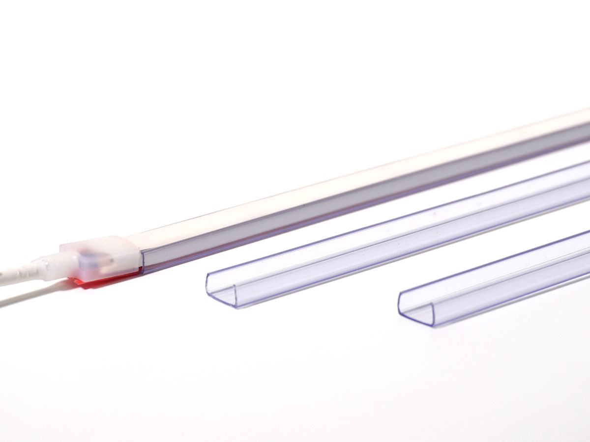 รางฝังพลาสติกใส สำหรับไฟเส้นใต้น้ำ IP68