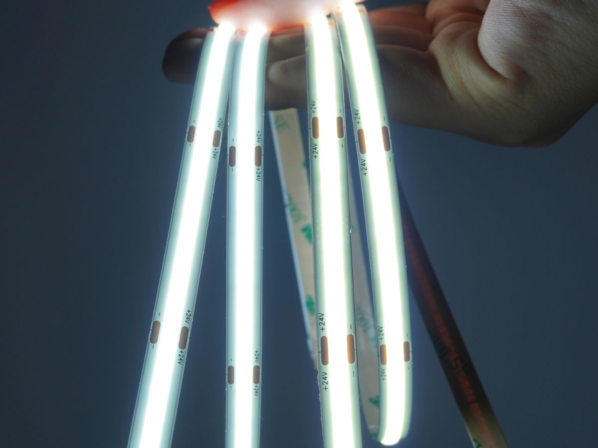 COB LED Strip Ultra Cool White Jewelry Display 2