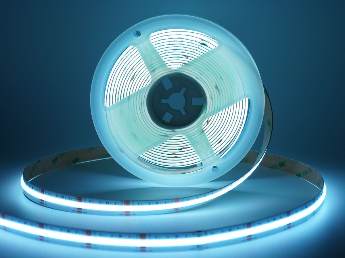 2-in-1 สีสัน + แสงขาวคุณภาพในเส้นเดียว