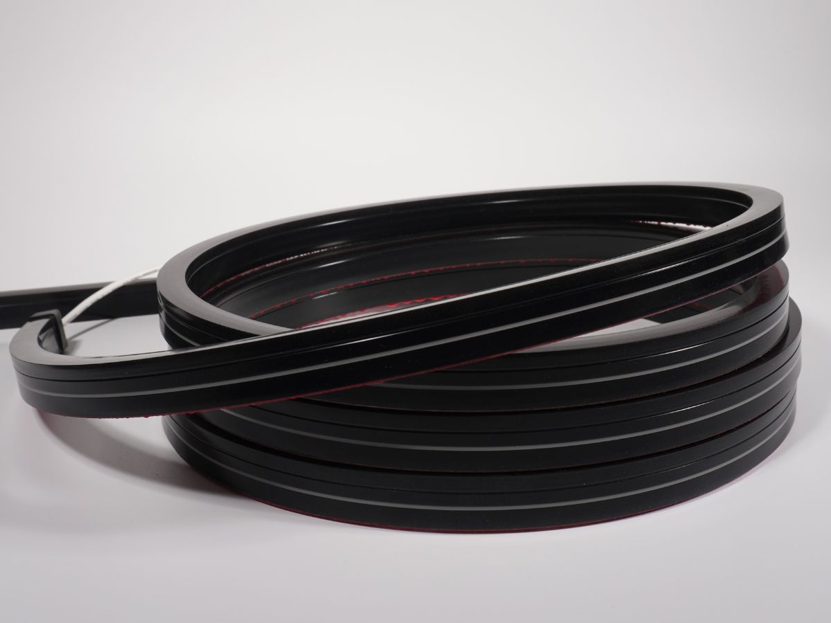 Black Neon Flex 1220(12x20mm) 24V 4
